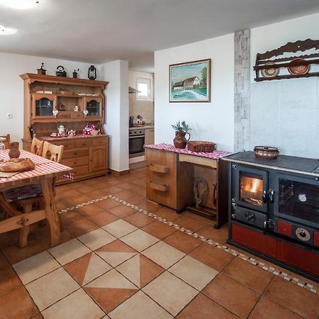 Zidanica Krstinc Villa Straza Eksteriør bilde